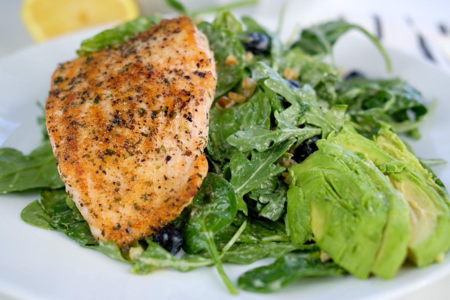 Baby Arugula Spinach Salad with Salmon - Dulcet Scintilla