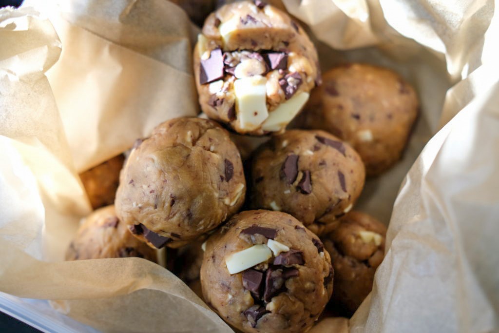 white chocolate chocolate cookie dough 