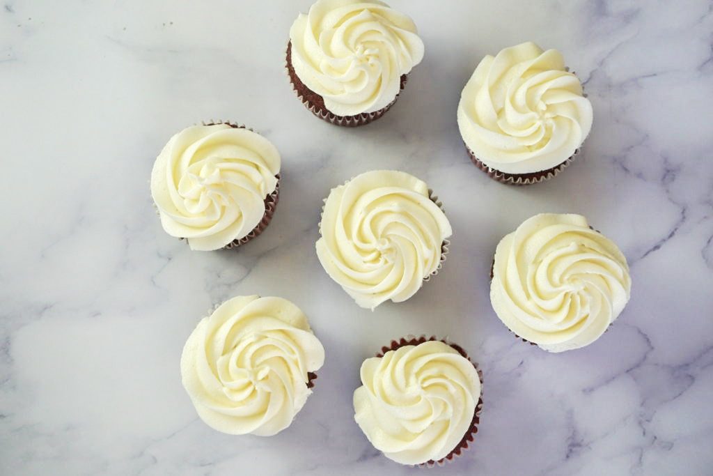 Stunning frosted red velvet cupcakes 