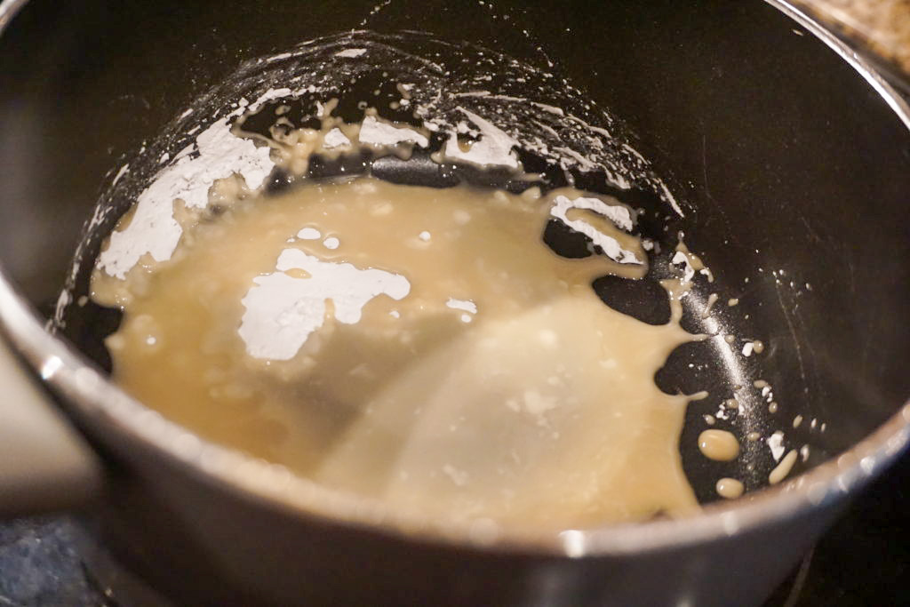 mixing the sesame oil and cornstarch